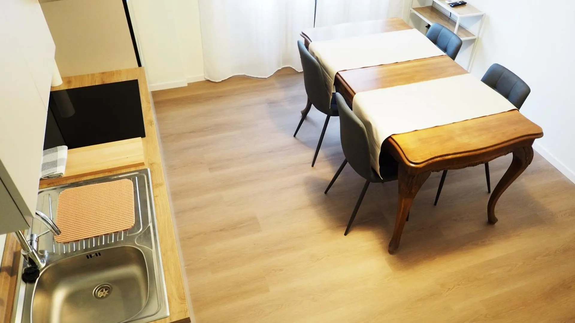 Alep Home, Milano San Donato, Ospedale Policlinico San Donato Milanese 0*,  Italia